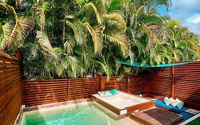 Kawan Bay Suites